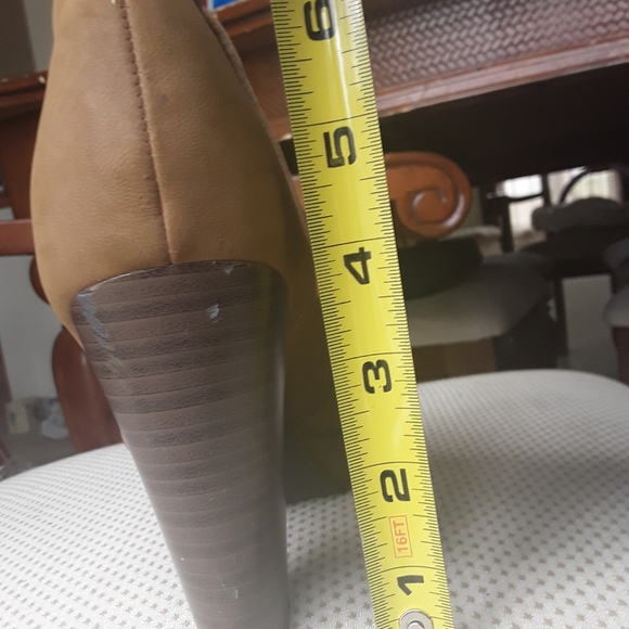 KATHY JEAN WOMENS 4 INCH HEEL ANKLE BOOT. SIZE 8 - Picture 14 of 15